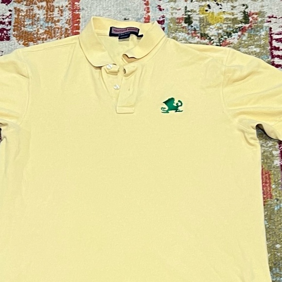 Vineyard Vines Fighting Irish Yellow Golf Tennis Sports Summer Shirt - Picture 3 of 6